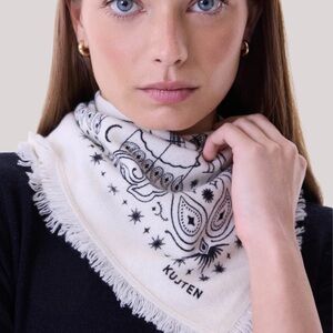 SMALL BANDANA HACHI WHITE